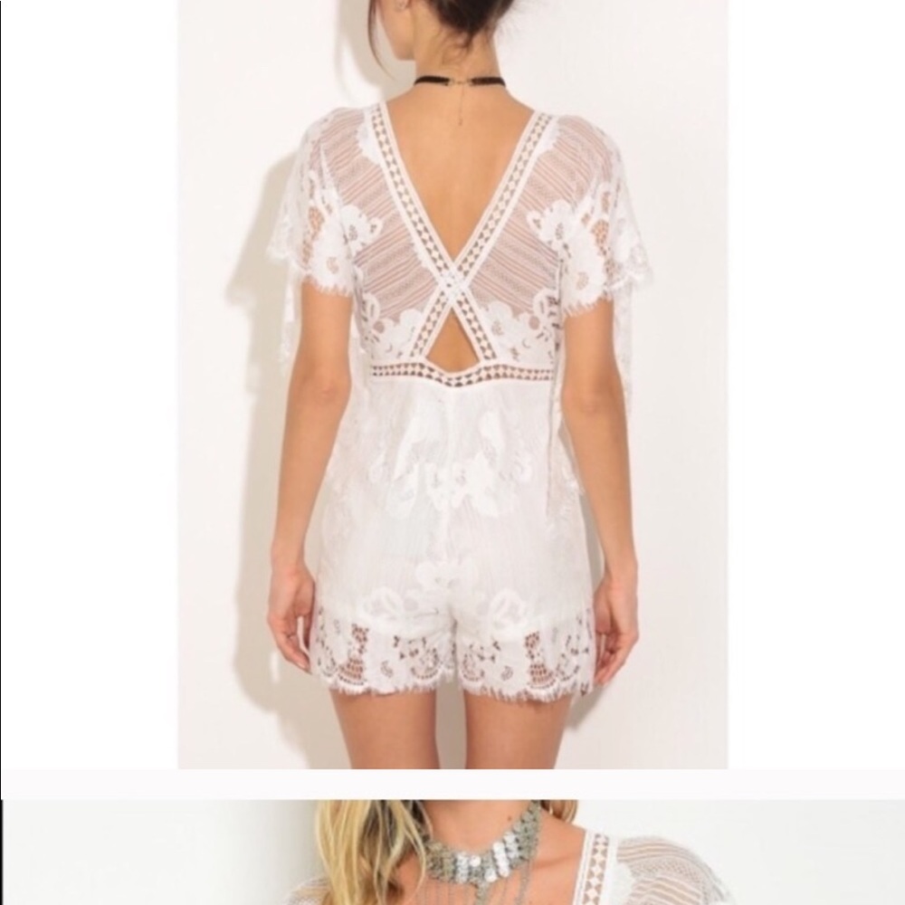 White romper - Picture 3 of 5